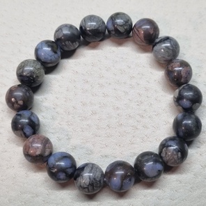 Браслет Натуральный камень На резинке